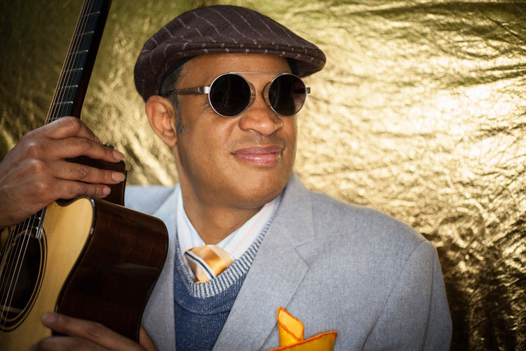 HIGHLIGHT Grammy nominated Raul Midon aus New York